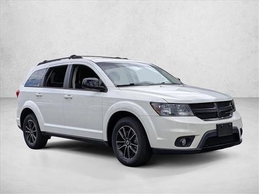 Vice White 2019 Dodge Journey SE