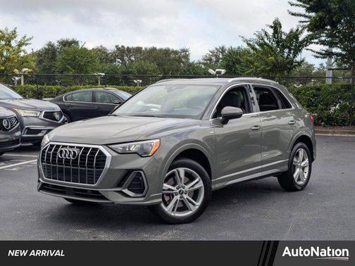 2021 Audi Q3 45 S line Premium