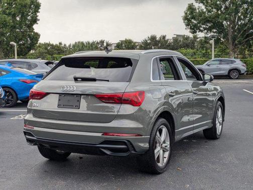 2021 Audi Q3 45 S line Premium