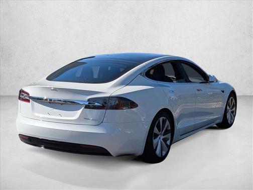 2021 Tesla Model S Long Range