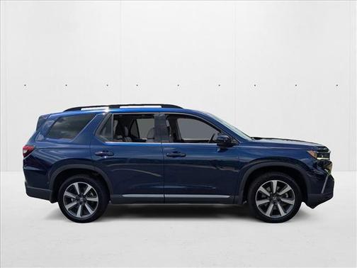 2023 Honda Pilot Touring 8-Passenger