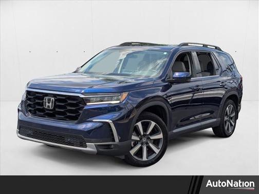 2023 Honda Pilot Touring 8-Passenger