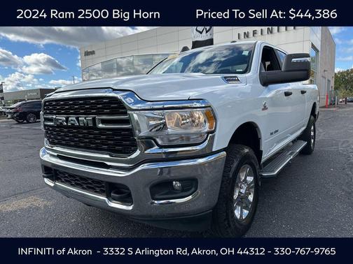 2024 RAM 2500 Big Horn Crew Cab 4x4 6'4' Box