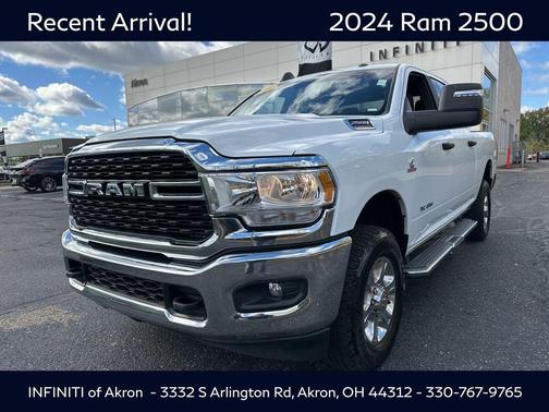 2024 RAM 2500 Big Horn Crew Cab 4x4 6'4' Box
