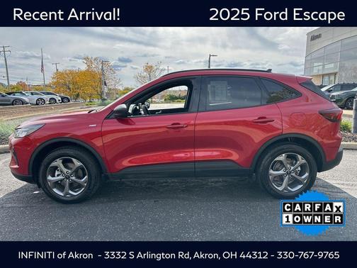 2025 Ford Escape ST-Line