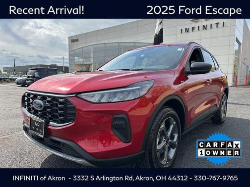 2025 Ford Escape ST-Line