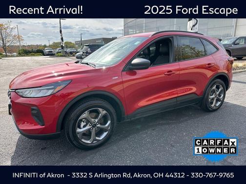 2025 Ford Escape ST-Line