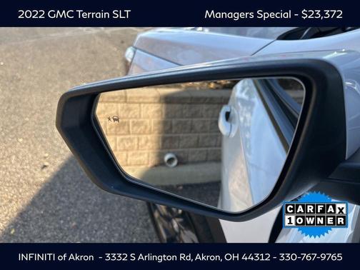 2022 GMC Terrain SLT