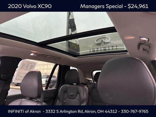 2020 Volvo XC90 T6 Momentum