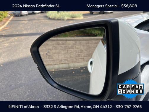 2024 Nissan Pathfinder SL 4WD