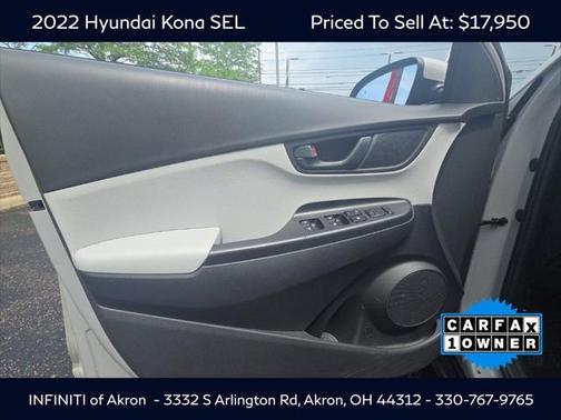 2022 Hyundai KONA SEL