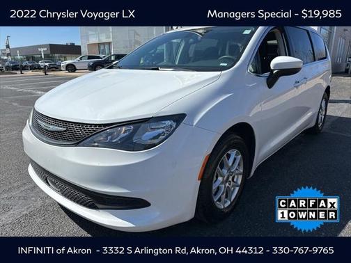 2022 Chrysler Voyager LX