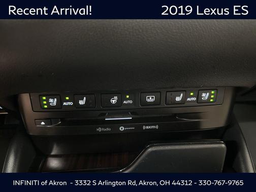2019 Lexus ES 300h Luxury