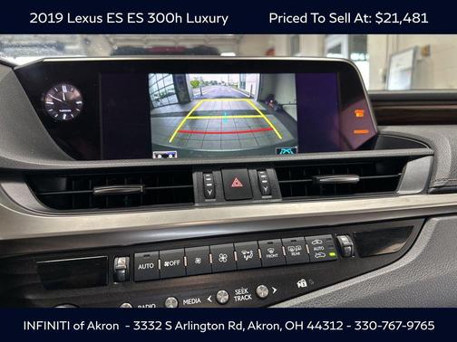 2019 Lexus ES 300h Luxury