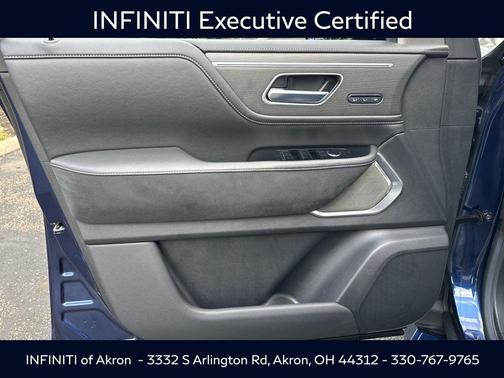 2025 INFINITI QX80 SENSORY AWD
