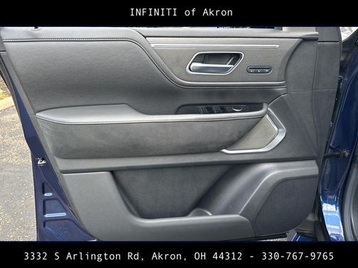 2025 INFINITI QX80 SENSORY AWD