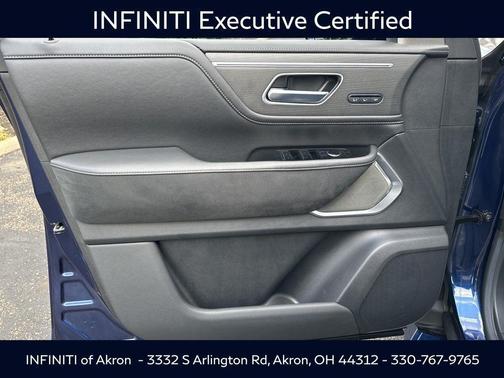 2025 INFINITI QX80 SENSORY AWD