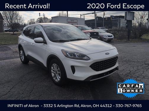 2020 Ford Escape SE