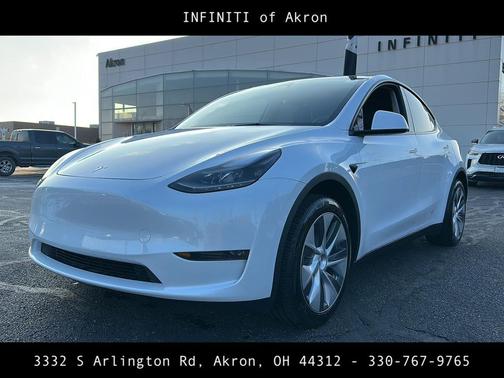 2024 Tesla Model Y Long Range Dual Motor All-Wheel Drive