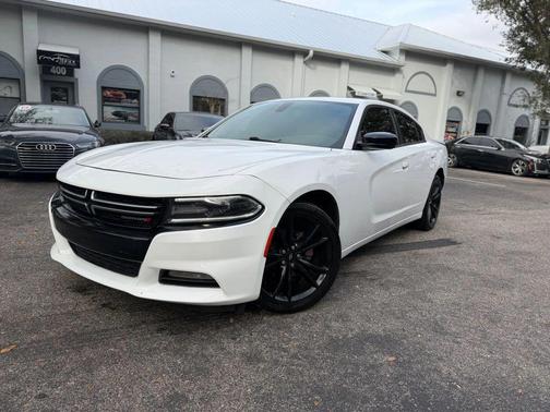 2018 Dodge Charger SXT Plus