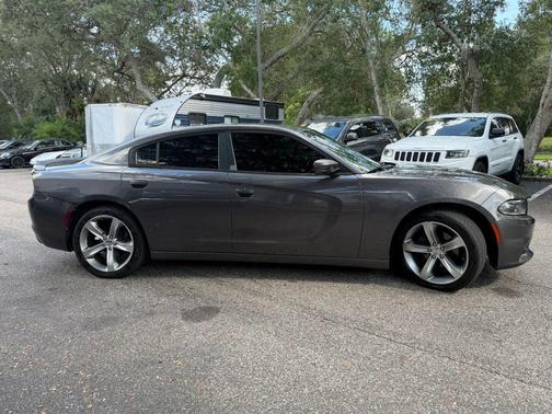 Granite Crystal Metallic Clearcoat 2015 Dodge Charger SXT