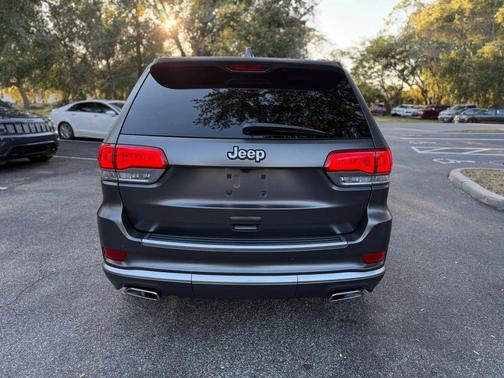 2017 Jeep Grand Cherokee Summit