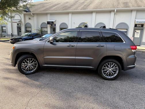 2017 Jeep Grand Cherokee Summit