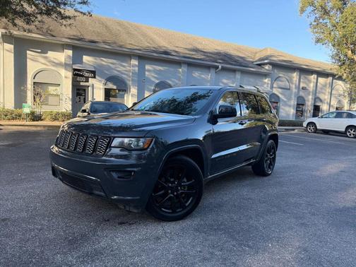 2017 Jeep Grand Cherokee Altitude