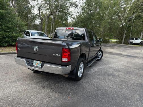 2017 RAM 1500 SLT