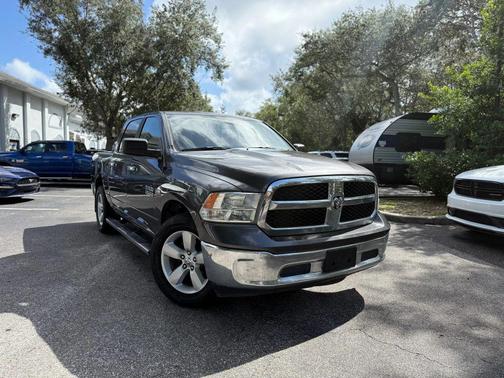 2017 RAM 1500 SLT
