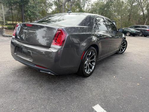 2015 Chrysler 300 S