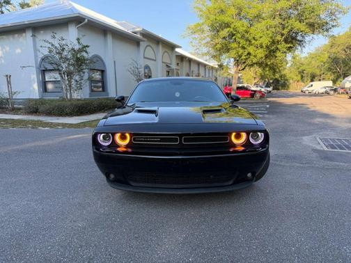 Pitch Black Clearcoat 2015 Dodge Challenger SXT Plus