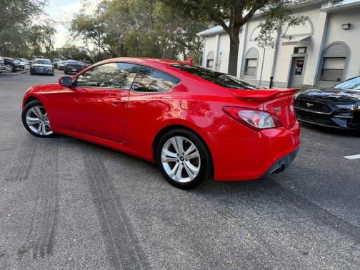 2011 Hyundai Genesis Coupe 2.0T