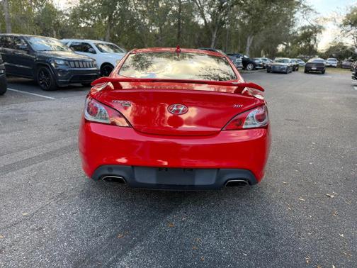 2011 Hyundai Genesis Coupe 2.0T