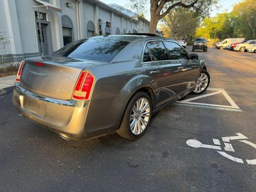 2011 Chrysler 300C Base