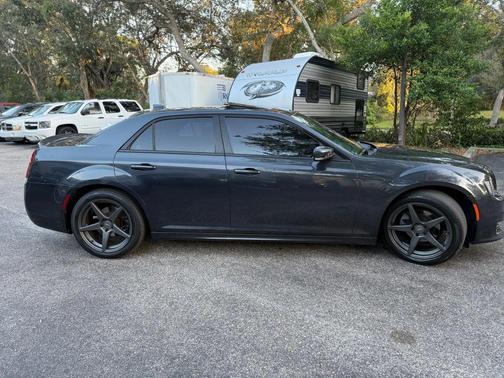 2018 Chrysler 300 S