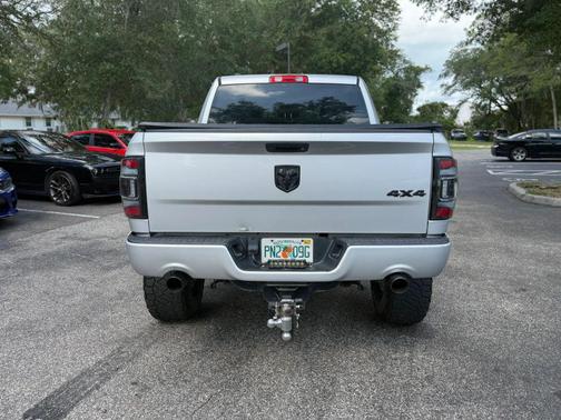 Bright Silver Metallic Clearcoat 2017 RAM 1500 Express