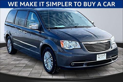 2015 Chrysler Town & Country Touring-L
