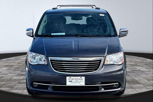 2015 Chrysler Town & Country Touring-L