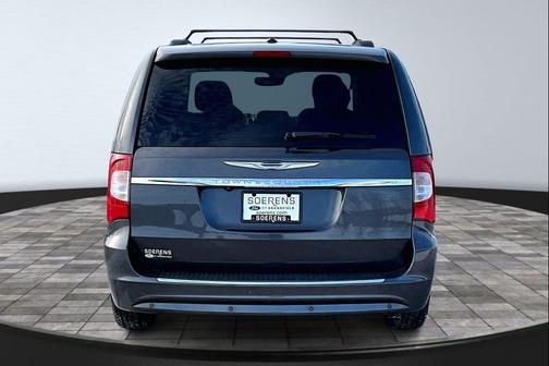 2015 Chrysler Town & Country Touring-L