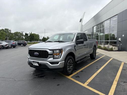 Iconic Silver Metallic 2023 Ford F-150 XL