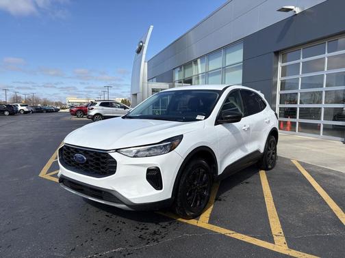 OXFORD WHITE 2024 Ford Escape Active