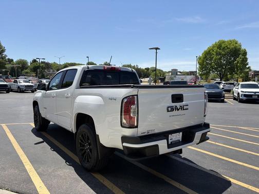 Summit White 2022 GMC Canyon Elevation