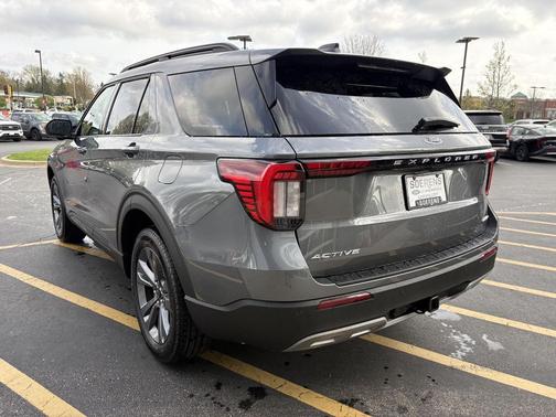 CARBONIZED GRAY METALLIC 2026 Ford Explorer Active