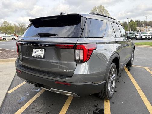 CARBONIZED GRAY METALLIC 2026 Ford Explorer Active