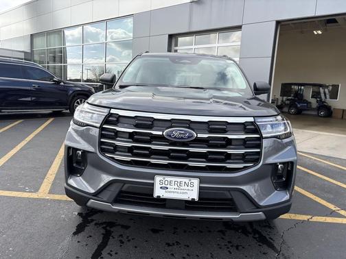 CARBONIZED GRAY METALLIC 2026 Ford Explorer Active