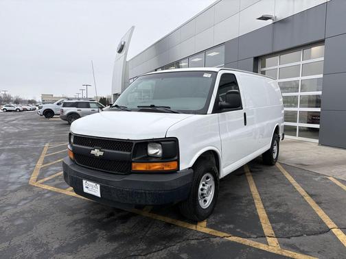 2009 Chevrolet Express 2500 Base