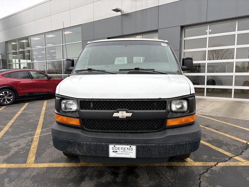 2009 Chevrolet Express 2500 Base