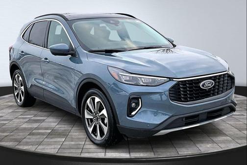 2023 Ford Escape Platinum