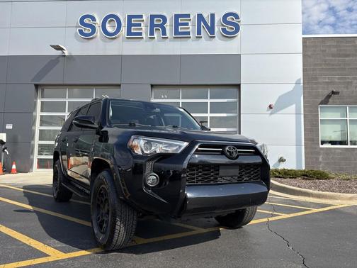 Midnight Black Metallic 2021 Toyota 4Runner SR5 Premium
